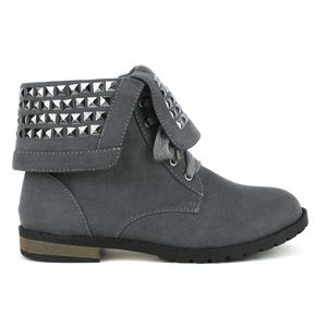 Great 3 Kids  Lace up Studded Booties